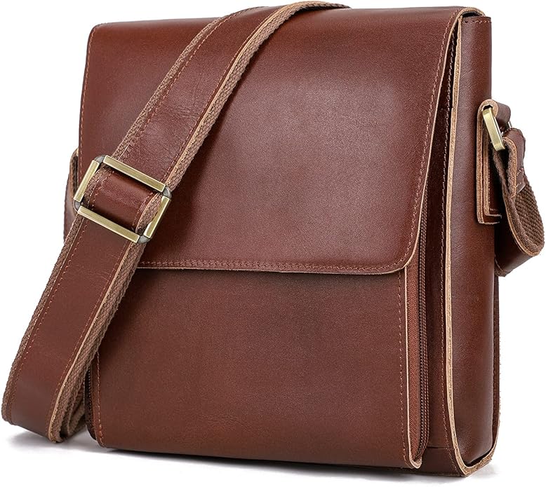 Augus leather shoulder bag with adjustable straps