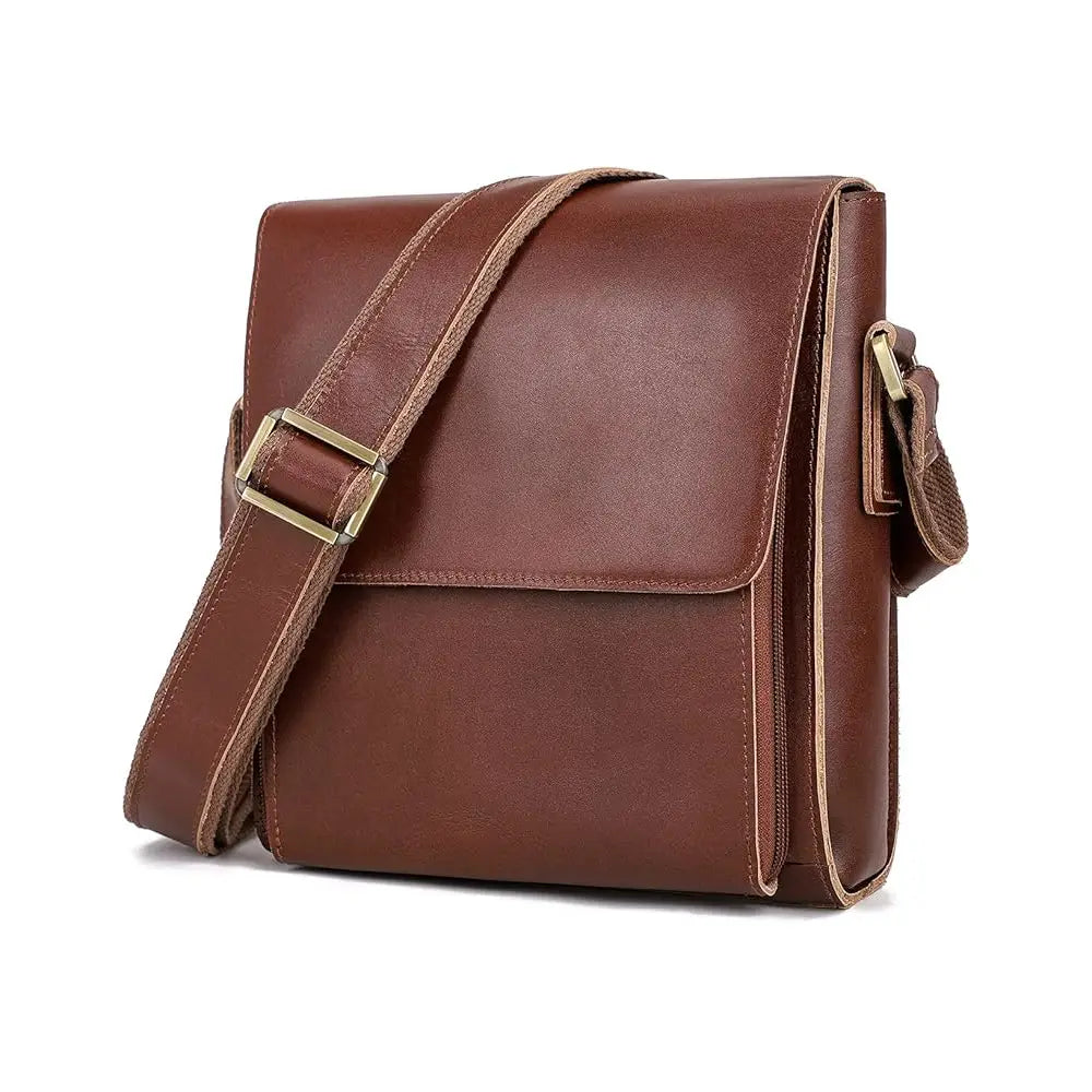 Augus leather shoulder bag with adjustable straps