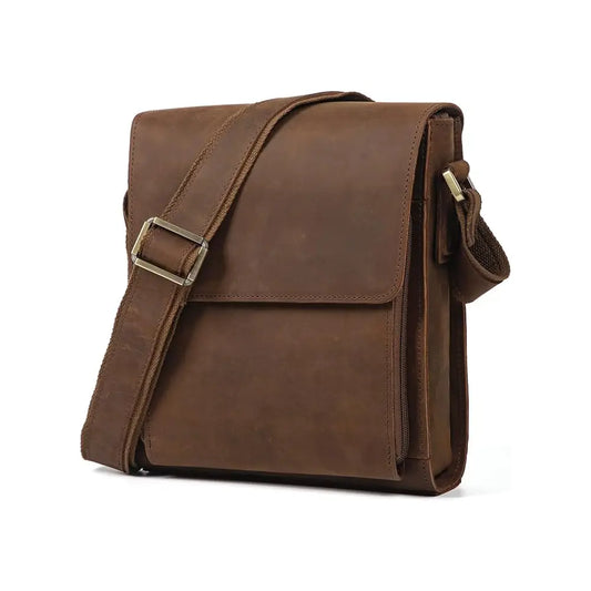 Augus leather shoulder bag with adjustable straps