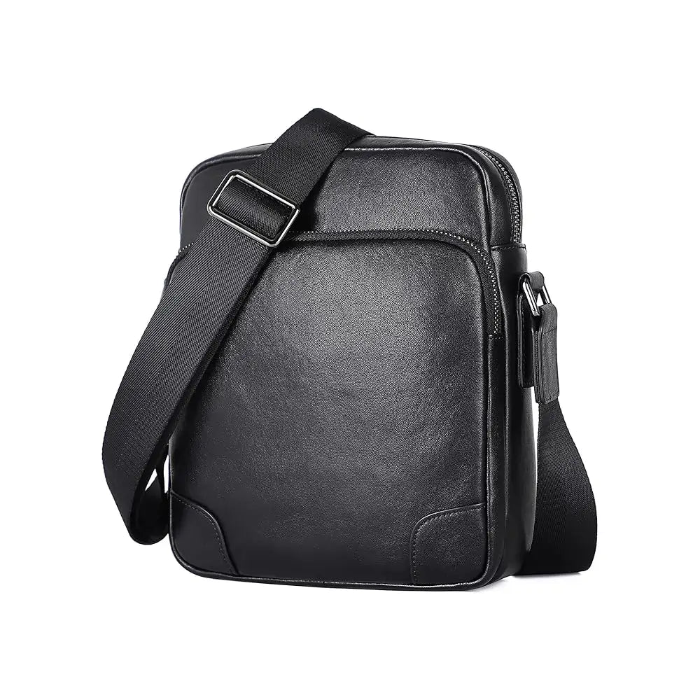 Augus leather shoulder bag with adjustable straps black